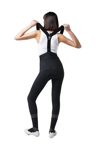 Vista posteriore pantaloni ciclismo Gobik Absolute 7.0 Women, con fondello K9 ad alte prestazioni e pannelli rinforzati per lunghe pedalate.