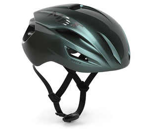 Casco ciclismo MET Manta MIPS verde vista tre quarti per bici da corsa, aerodinamico e ventilato, accessorio premium per ciclisti professionisti.