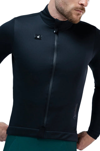 Dettaglio cerniera Giacca Gobik Skimo Solid Ink Nero, zip termosaldata e protezione antivento per performance ottimali.