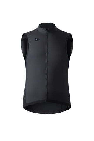 Vista frontale Gilet Uomo Gobik Vector 2.0 Crow, gilet da ciclismo ultraleggero antivento con tessuto tecnico e design aerodinamico.
