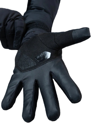 Guanti ciclismo Gobik Thermal Gloves Primaloft Zero 2.0 vista palmo con grip antiscivolo e isolamento termico