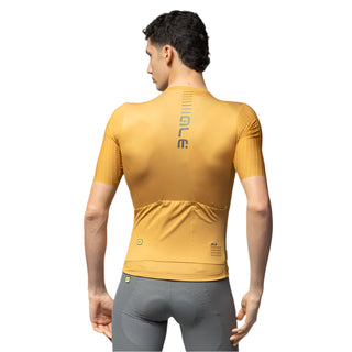 Dettaglio tessuto posteriore maglia ciclismo Alé con logo verticale ad alta visibilità