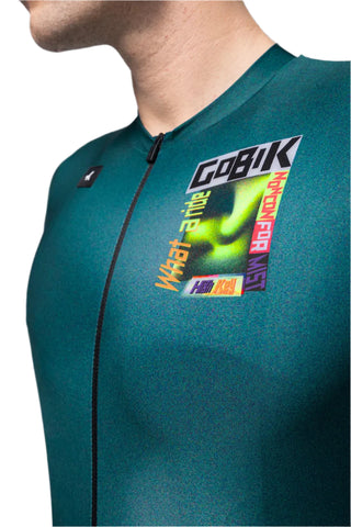 Dettaglio petto maglia ciclismo Gobik High Key, grafica stampata ad alta definizione su tessuto tecnico elasticizzato.