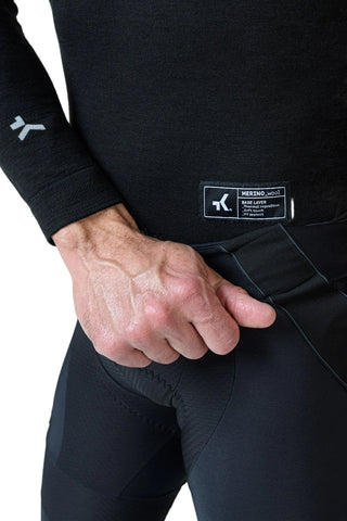 Dettaglio etichetta Gobik Winter Merino nera, maglia termica ciclismo uomo con lana merino per isolamento e comfort durante le uscite fredde.