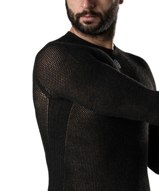 Maglia intima tecnica ciclismo SILVERSKIN Primo manica lunga dettaglio spalla tessuto traspirante.
