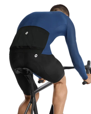 Maglia ciclismo Assos MILLE GT Spring Fall Jersey C2 blu da uomo vista tre quarti posteriore.