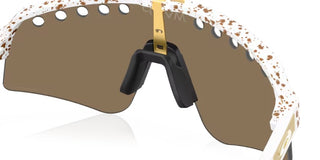 Occhiali da ciclismo Oakley Mathieu Van Der Poel Signature Series Sutro Lite Sweep Prizm 24k vista supporto nasale | BBike