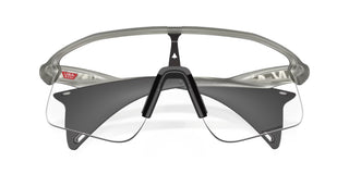 Occhiali da ciclismo Oakley Stunt Devil Clear to Black Iridium Photochromic dettaglio lenti | BBike