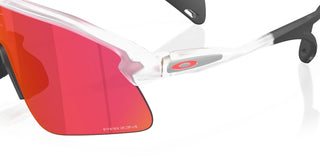 Occhiali da ciclismo Oakley Stunt Devil Matte Clear Prizm Field dettaglio logo | BBike