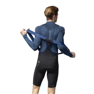 Vista posteriore pantaloncino ciclismo uomo Alè Klimatik K-Master nero con bretelle blu – abbigliamento tecnico impermeabile per bici da corsa