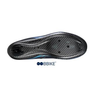 Suola in carbonio scarpa ciclismo Gaerne Carbon Tuono, sistema di aggancio a 3 fori per pedali Look e SPD-SL