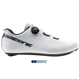 Scarpa ciclismo Gaerne Sprint bianca vista laterale destra, con design essenziale e struttura rigida per un supporto ottimale durante le pedalate su strada
