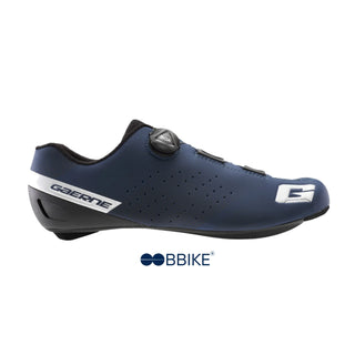 Scarpa ciclismo su strada Gaerne Tornado Blu vista laterale destra con chiusura BOA Fit System, design aerodinamico, tomaia traforata per ventilazione e logo Gaerne bianco su sfondo blu navy – scarpa tecnica per ciclisti su strada.