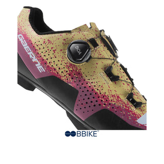 Dettaglio sistema BOA Fit sulle scarpe da ciclismo Gaerne Sabbia per una calzata precisa, veloce e personalizzata.