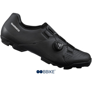 Scarpe ciclismo Shimano XC300 lato interno con suola rinforzata e sistema di chiusura BOA per calzata precisa.