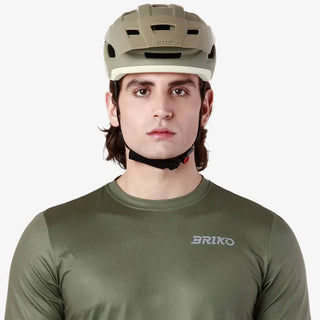 Casco Briko Over - Beige