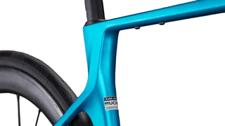 Telaio posteriore bici Cube Agree C:62 blu elettrico – design aerodinamico con certificazione UCI, costruzione monoscocca in carbonio ad alte prestazioni.