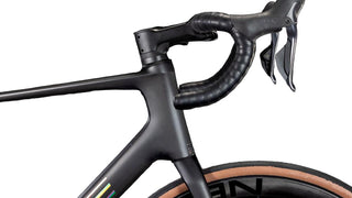 Cube Attain C:62 SLT carbon'n'rainbow