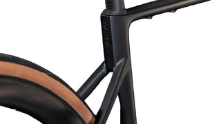 Cube Attain C:62 SLT carbon'n'rainbow