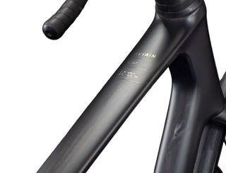 Cube Attain C:62 Race blackline