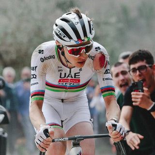 Casco Met Trenta 3K Carbon Mips Tdej Pogacar - Rainbow